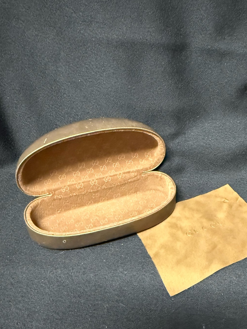 Clamshell Eyeglass Case with Cleaning Cloth